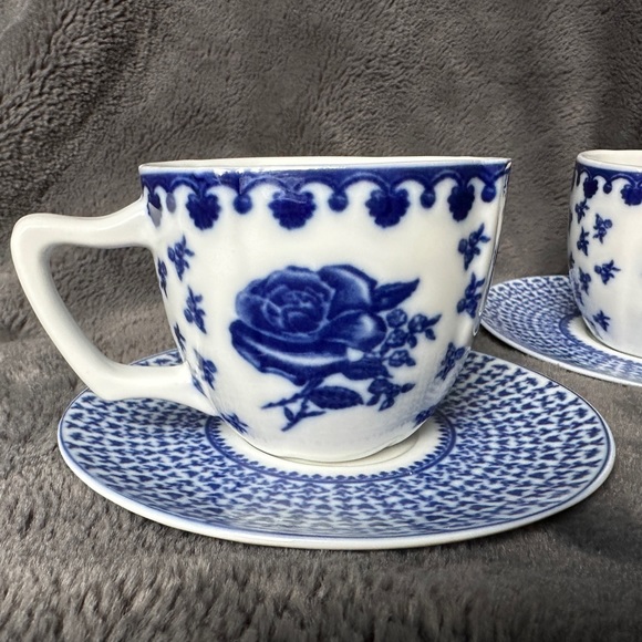 2 Provence rose flower butterfly‎ Blue Teacups Coffee Cups Blue Flowers on white - Picture 2 of 6